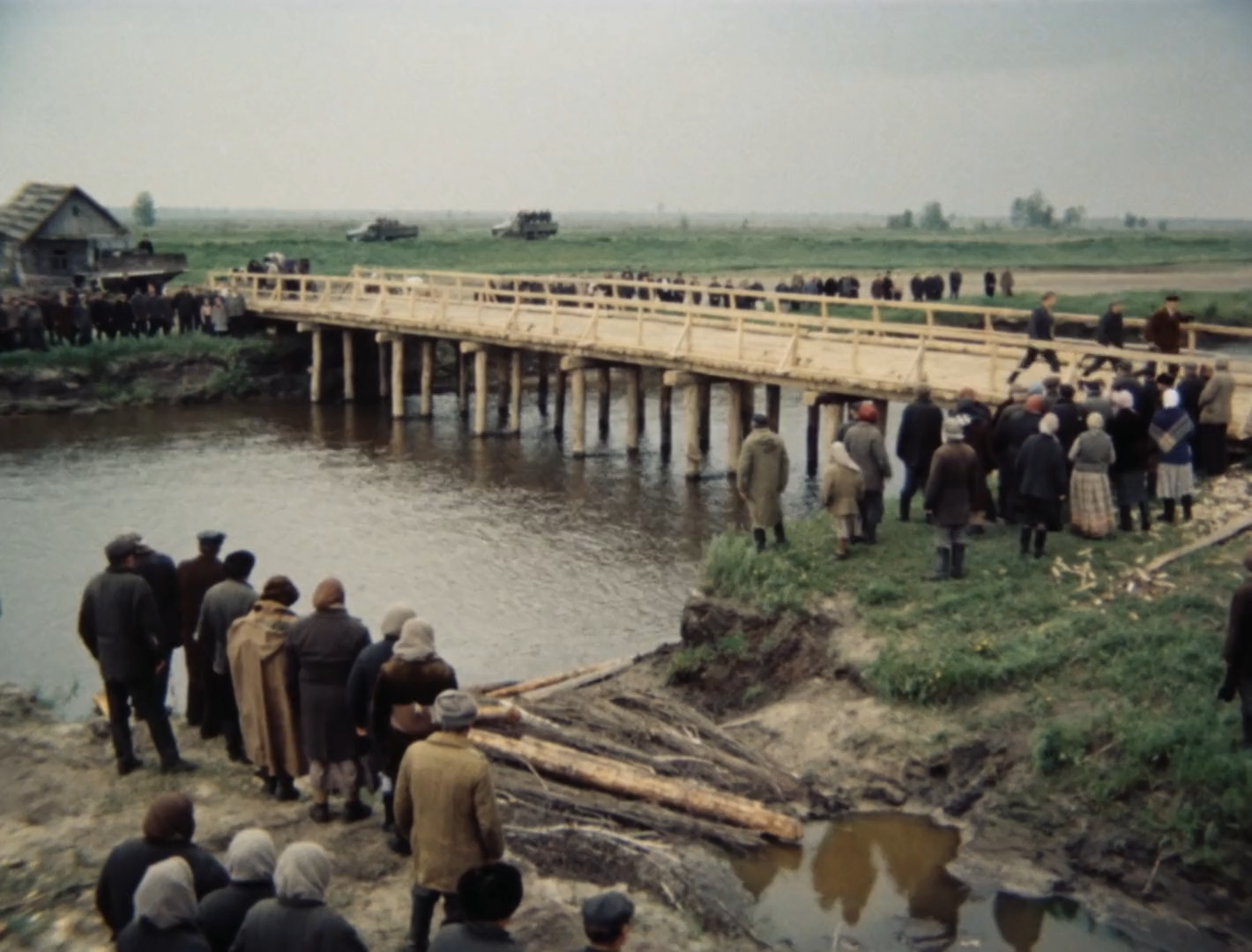 2.Третьего.не.дано.1981.WEB.1080p-ylnian .mkv_snapshot_00.55.36.000.png