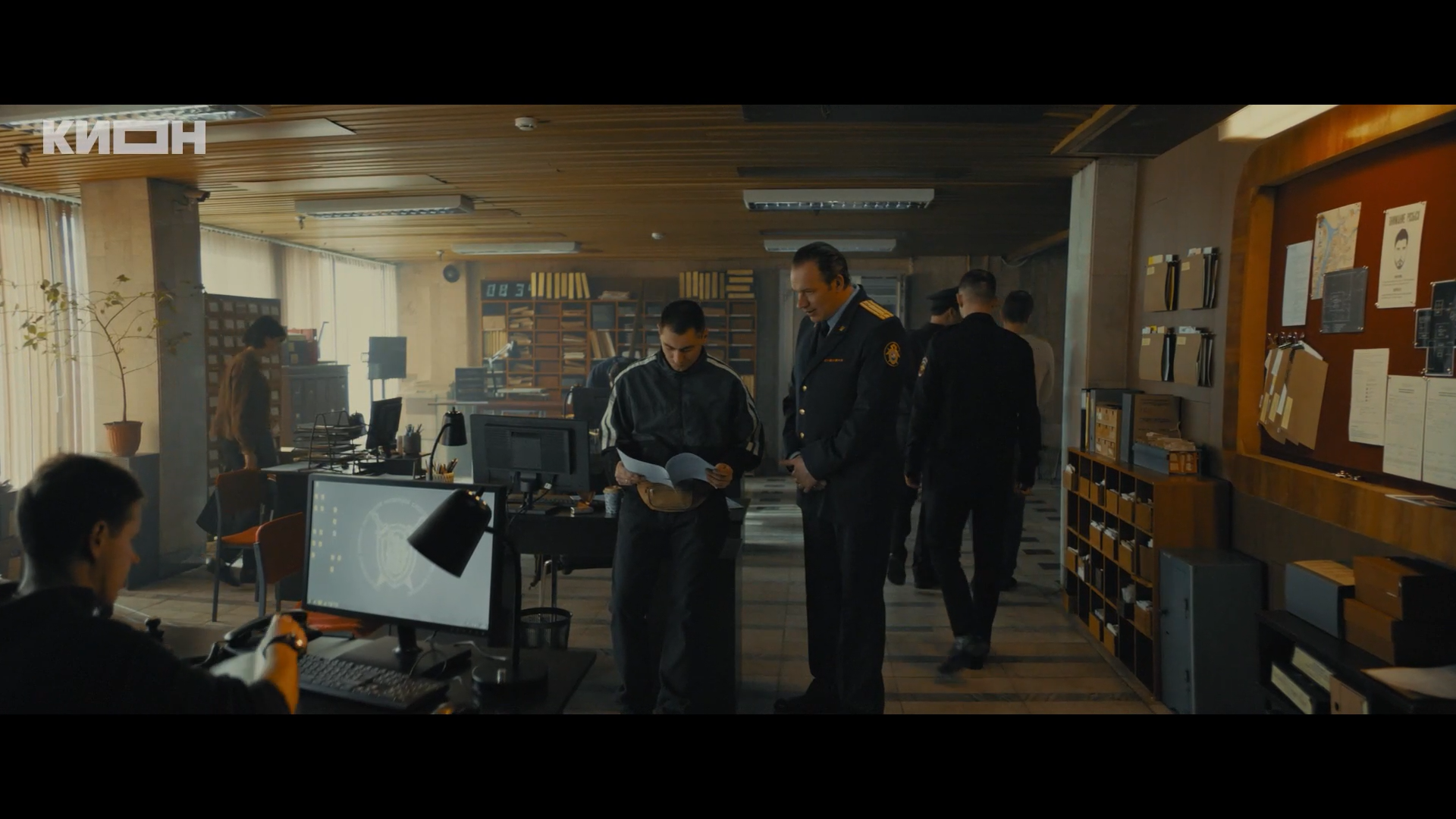 Otpechatki.S01.E01.2025.WEB-DL.1080p.ExKinoRay_001_21789.png