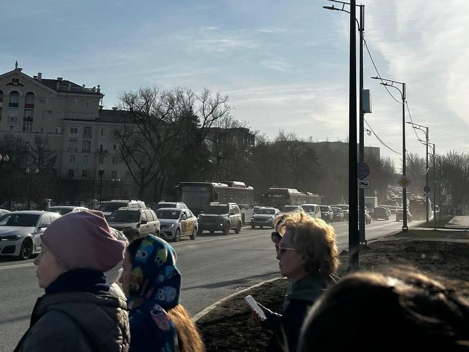 Сбой серверов парализовал движение на площади Гайдара в Перми