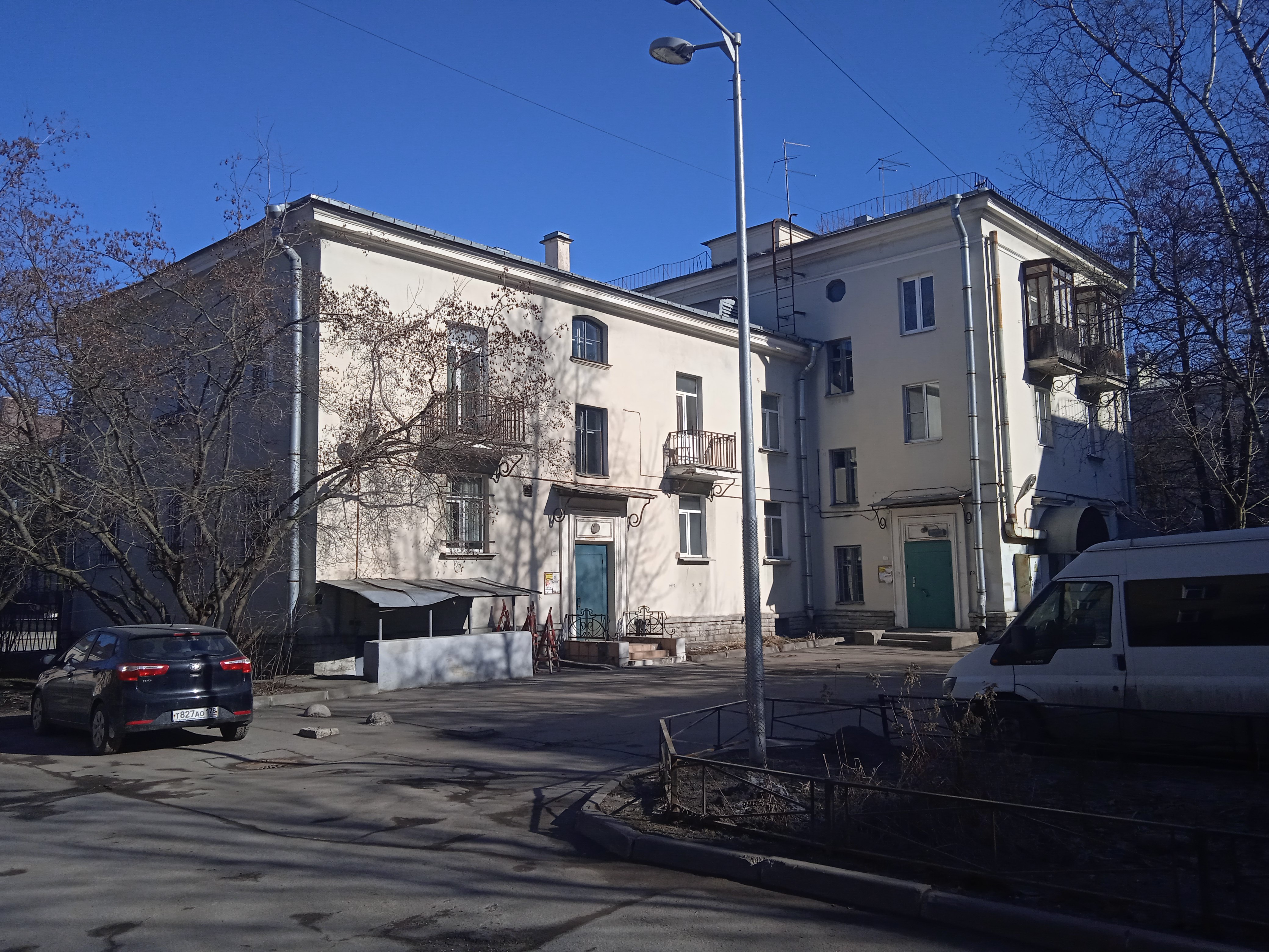 ул. Савушкина, 72