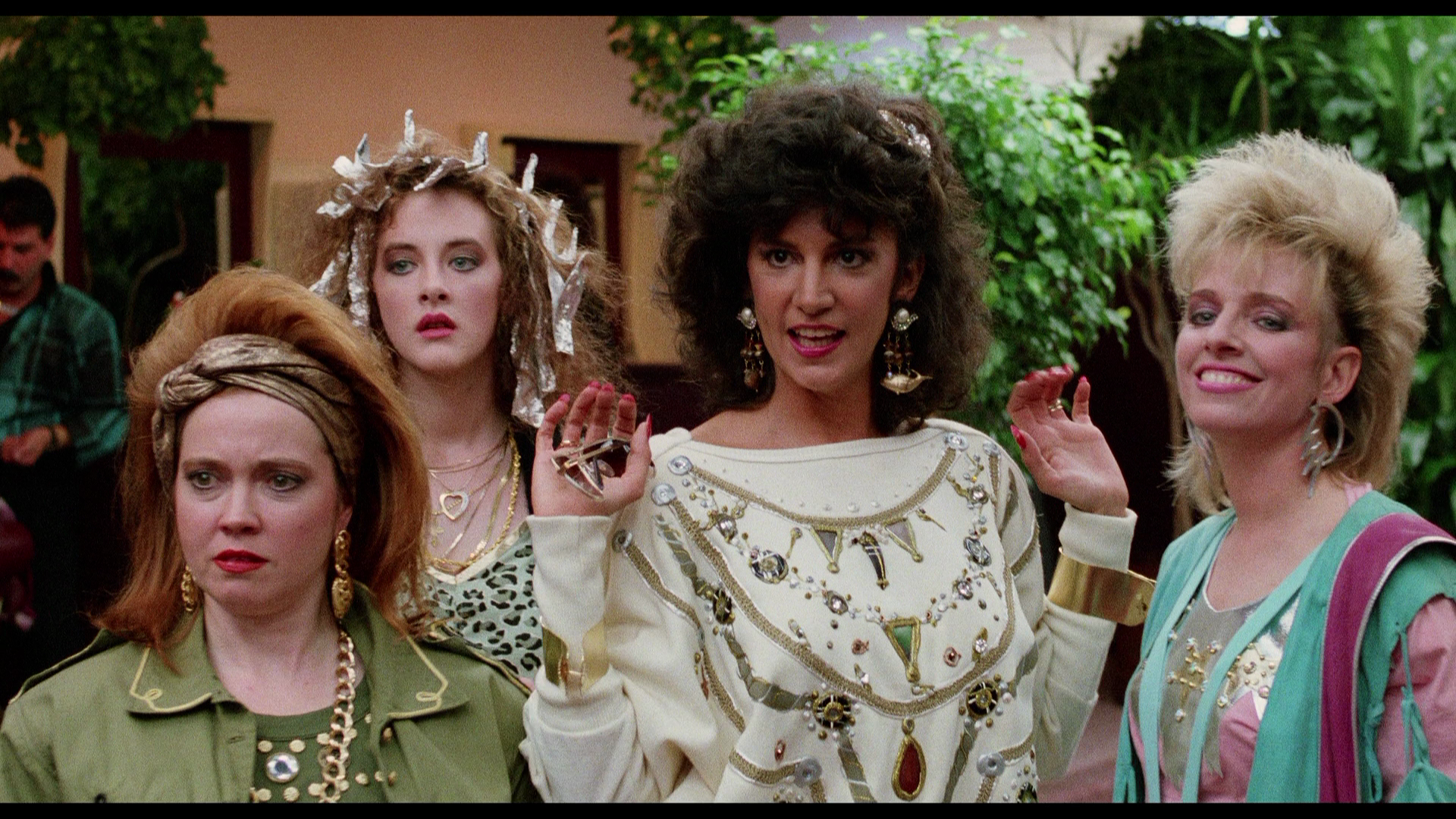Married.to.the.Mob.1988.Cinematographe.BDRemux.1080p.mkv_20260418_080049.782.png