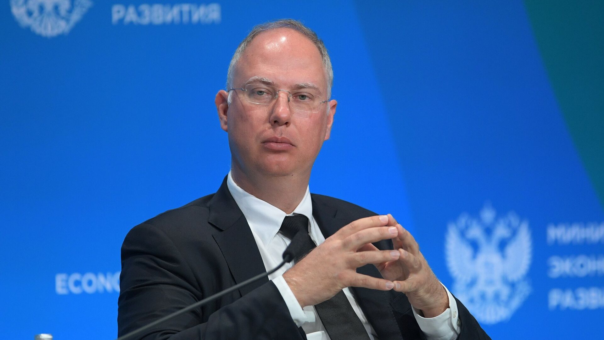 ЕС начал реагировать на энергокризис с опозданием на месяц, заявил Дмитриев