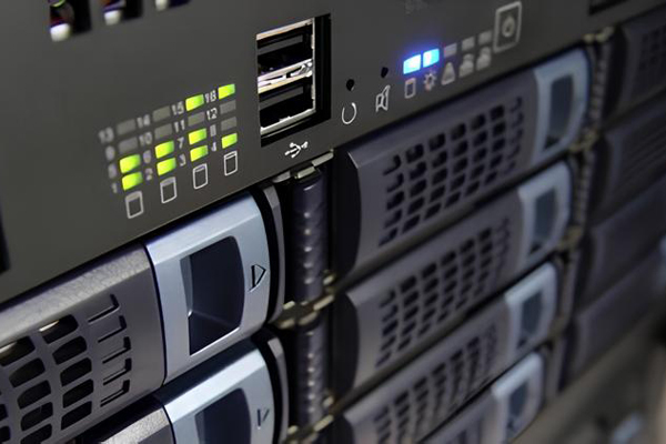 ���� � ������� �������: ����� Dell EMC PowerEdge R940