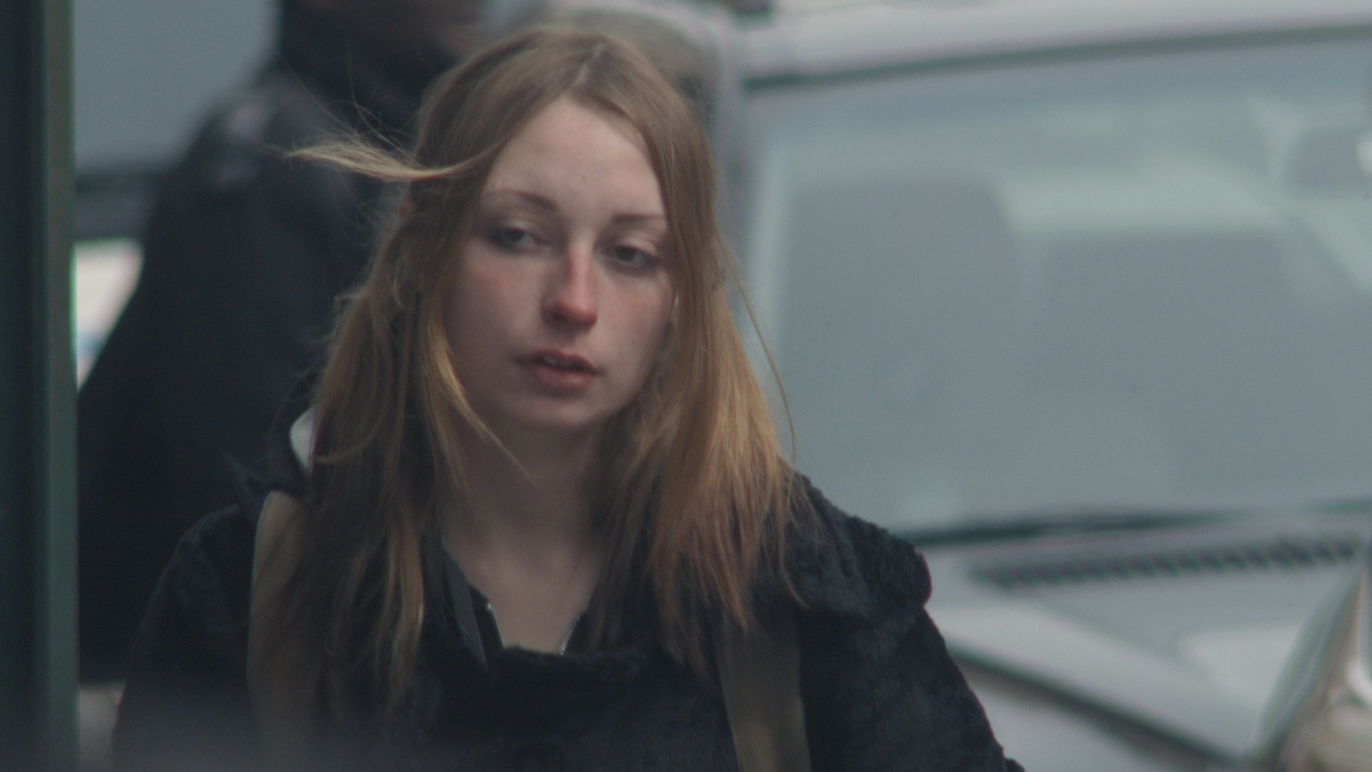 Heaven.Knows.What.2014.BDRemux.1080p.mkv_snapshot_00.04.28.284.png
