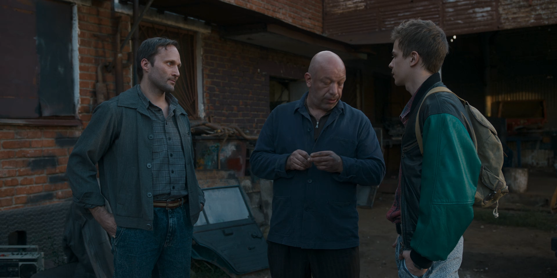 Radar.S01.E01.2026.WEB-DL.1080p.ExKinoRay.mkv_snapshot_27.50.png