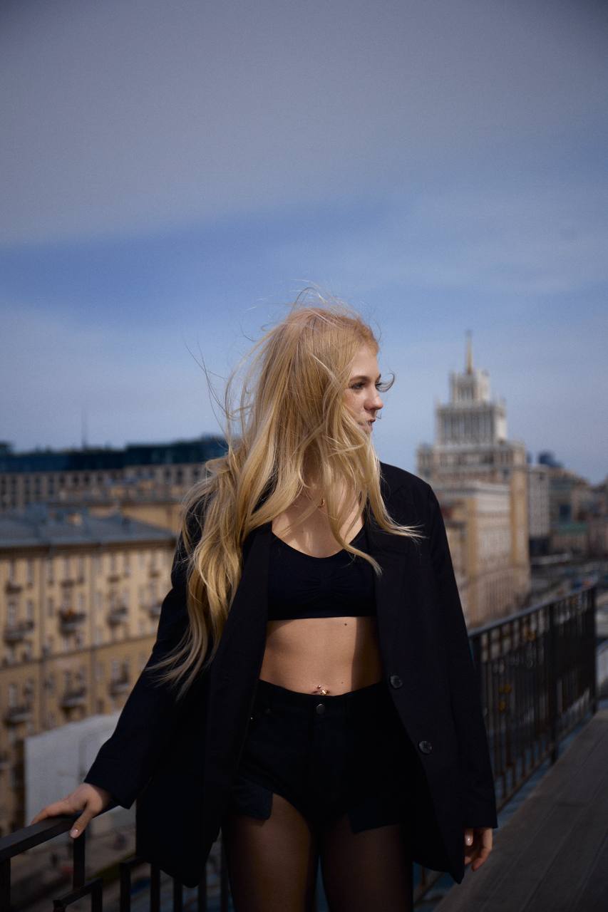 https://i2.imageban.ru/out/2026/04/25/932d6576db1720179e69cbde641eecd3.jpg