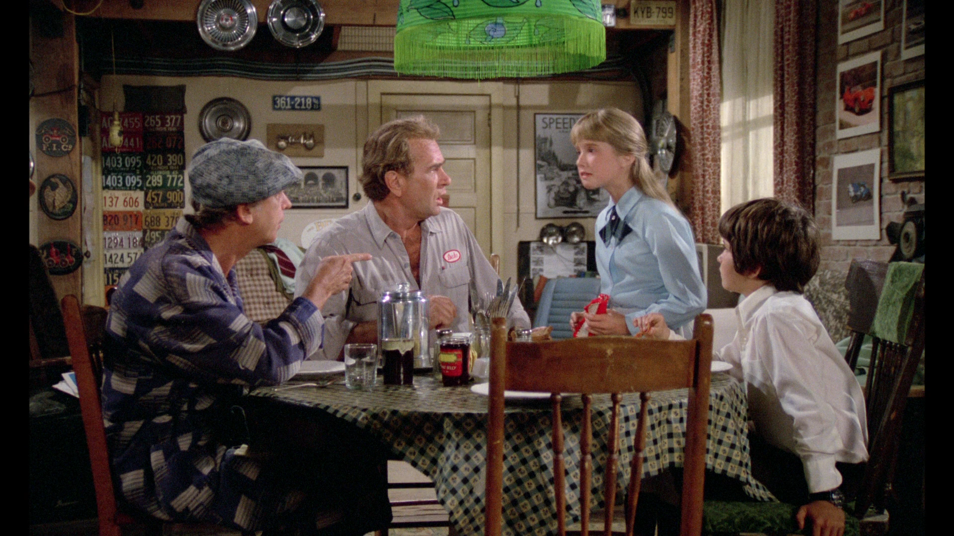 No Deposit, No Return 1976 WEB-DL 1080p.mkv_snapshot_00.29.48.png