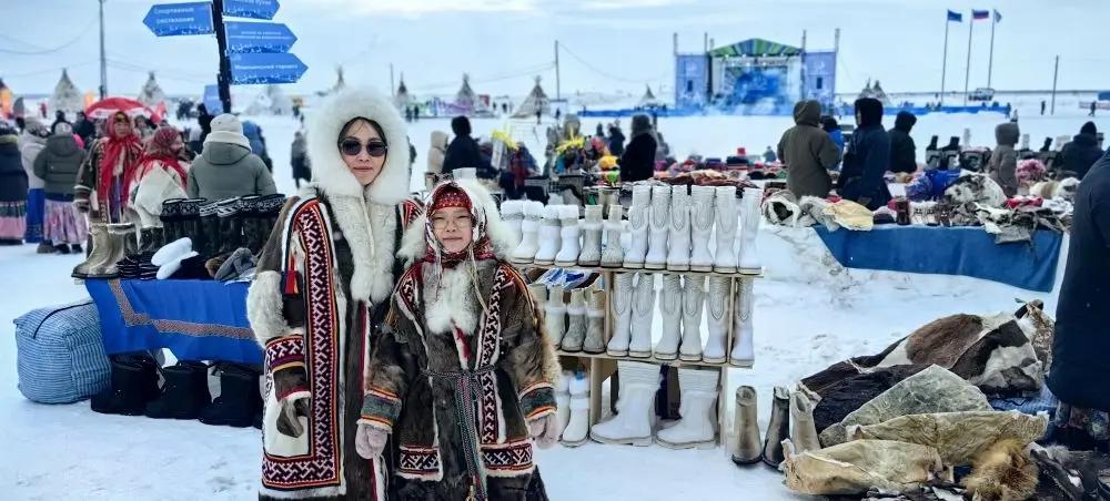 Плазмы в чумах и вертолеты для школьников: как живут современные кочевники Севера