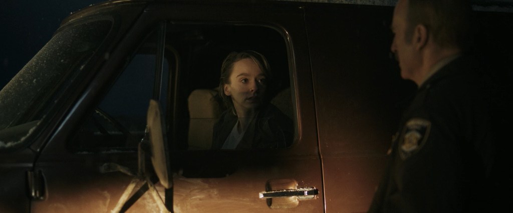 Normal 2025.AMZN.WEB-DL (1).mkv_snapshot_00.28.02.639.jpg
