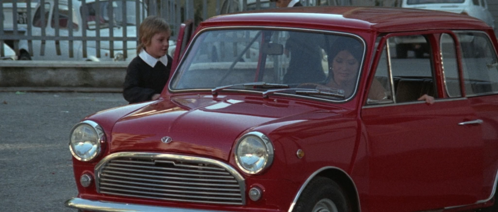 Sem.okrovavlennikh.orkhidei.1972.BDRip-AVC.ExKinoRay.mkv_snapshot_01.08.58.593.png