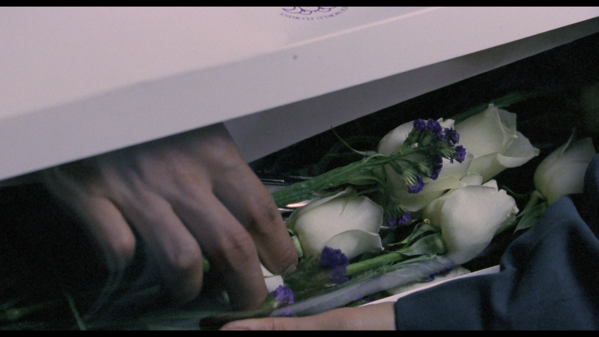 Hard Boiled_1992г_Tony Leung  Chow Yun-Fat.mkv_20260603_235415.937.png