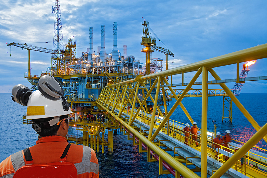 консалтинг по нефти от Кирилла Юровского