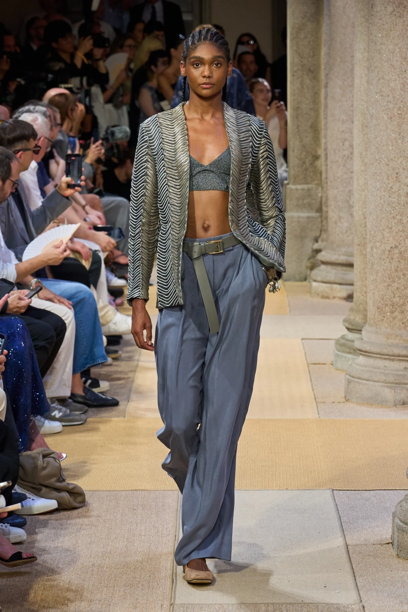 00119-giorgio-armani-spring-2027-menswear-credit-gorunway.webp