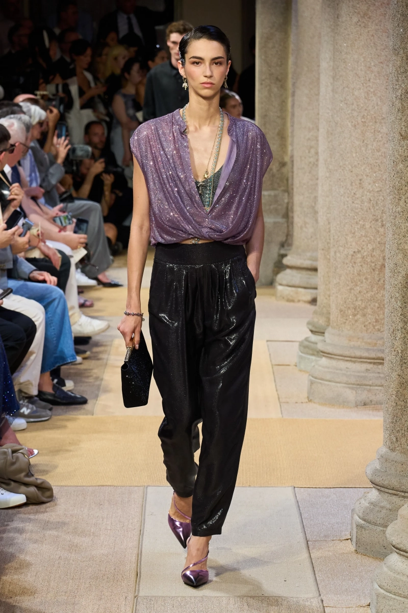 00141-giorgio-armani-spring-2027-menswear-credit-gorunway.webp