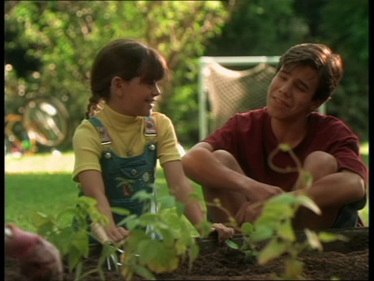 dvd_snapshot_01.57.000.png