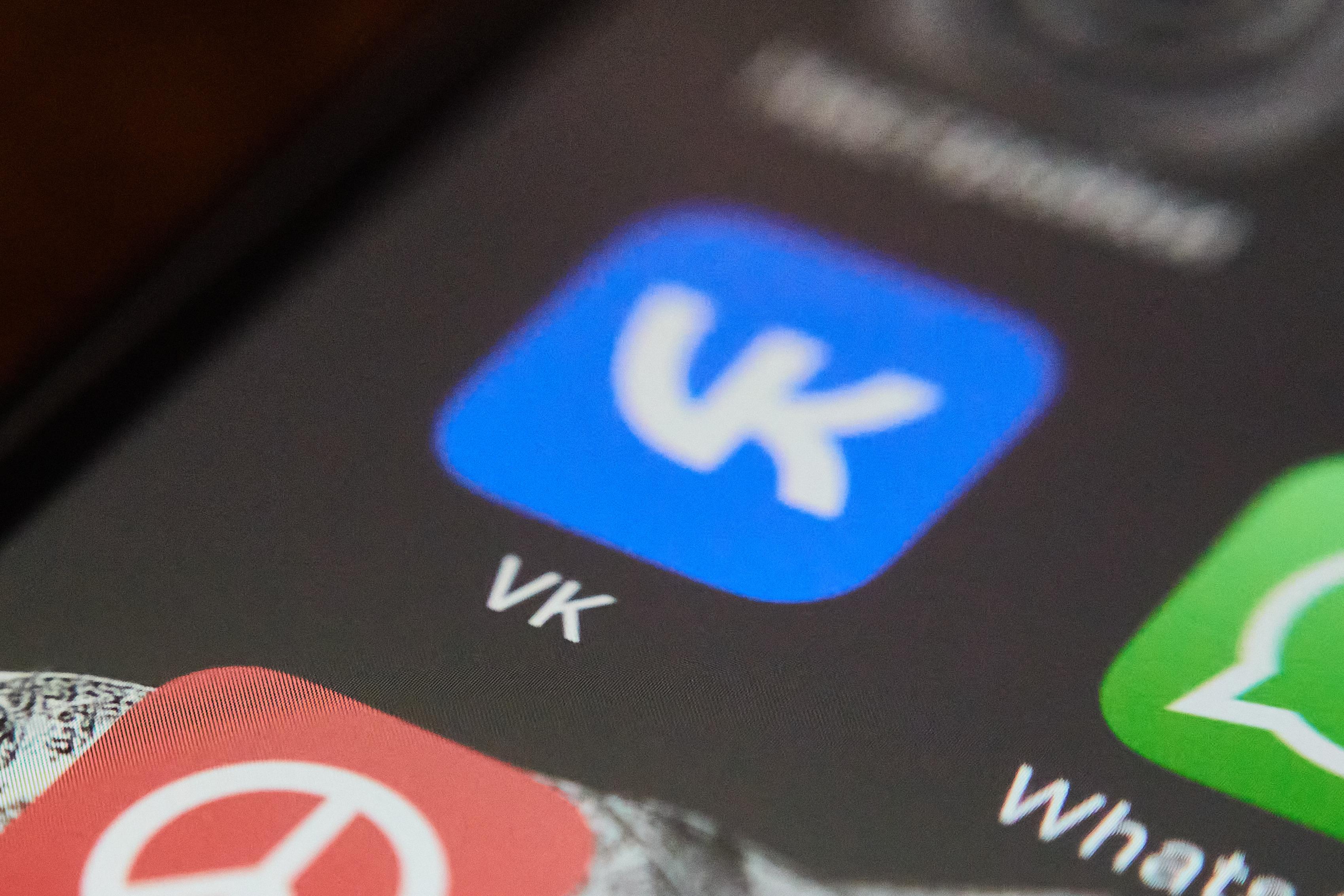 Apple убрала VK, «Одноклассники» и «Дзен» из App Store: что это значит для пользователей
