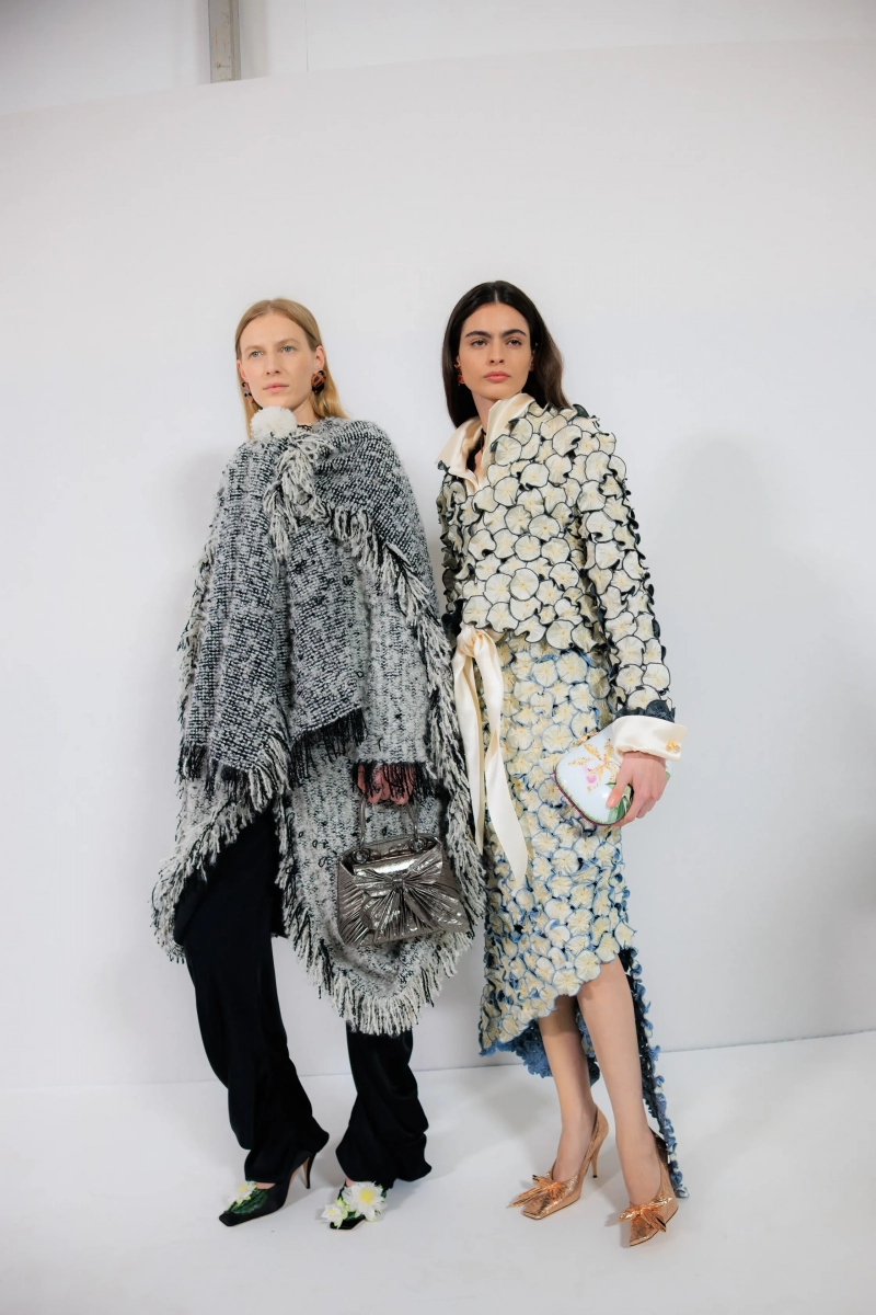 dior_pariscouturess27_backstage_acielle_32.webp