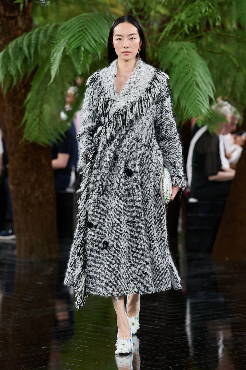 00031-christian-dior-fall-2026-couture-credit-gorunway.webp