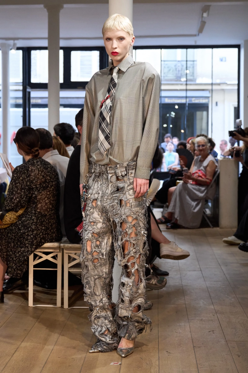00029-ronald-van-der-kemp-fall-2026-couture-credit-gorunway.webp