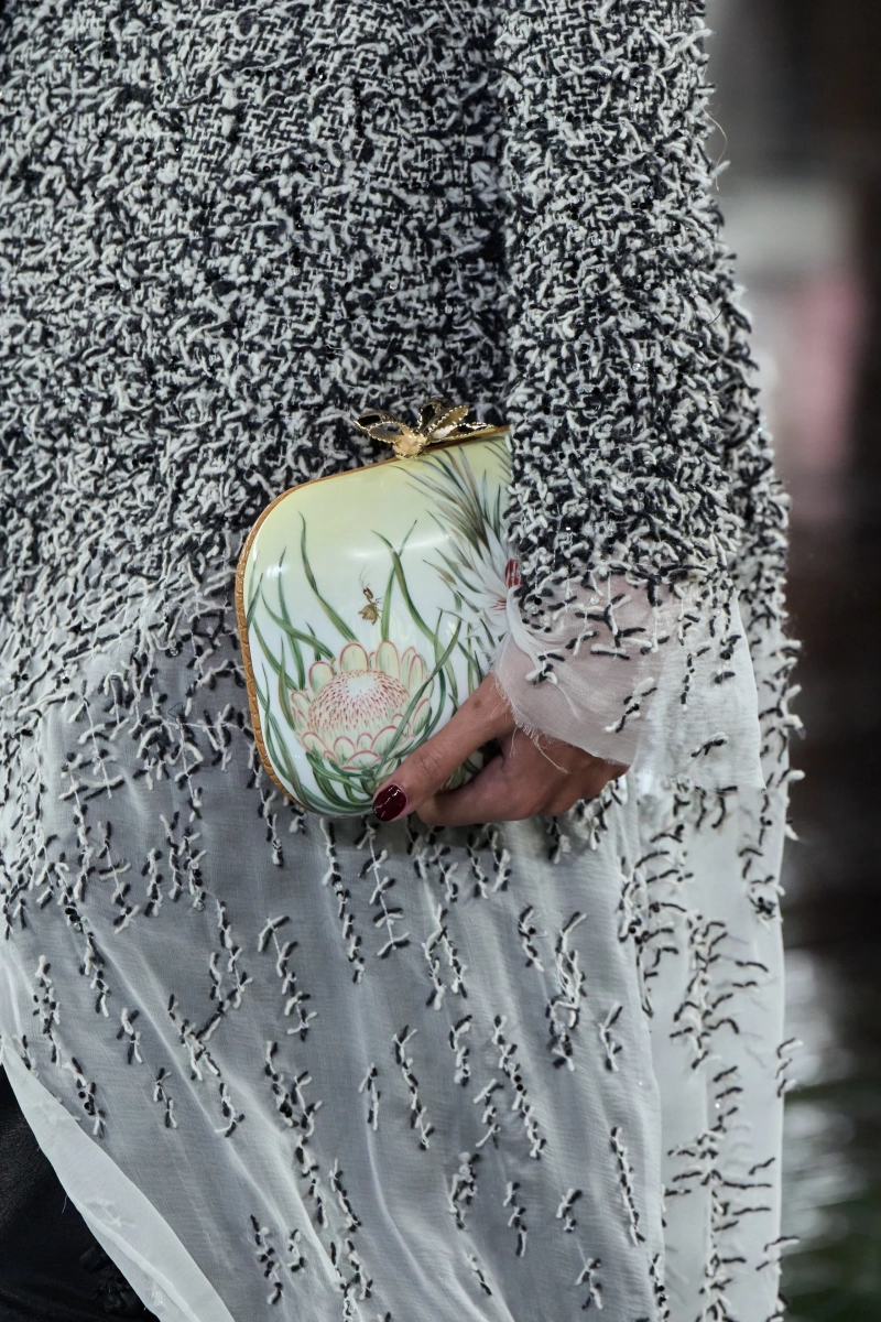 00124-christian-dior-fall-2026-couture-details-credit-gorunway.webp