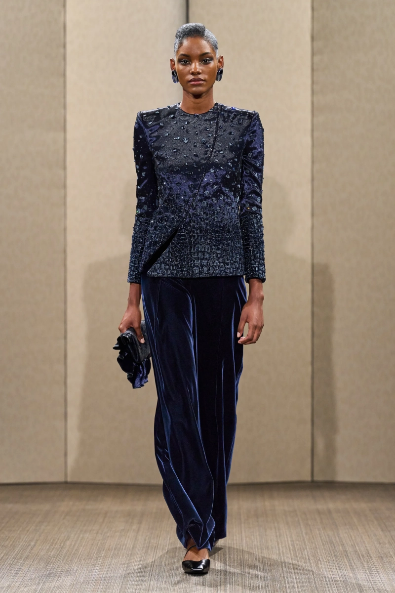 00022-armani-prive-fall-2026-couture-credit-gorunway.webp