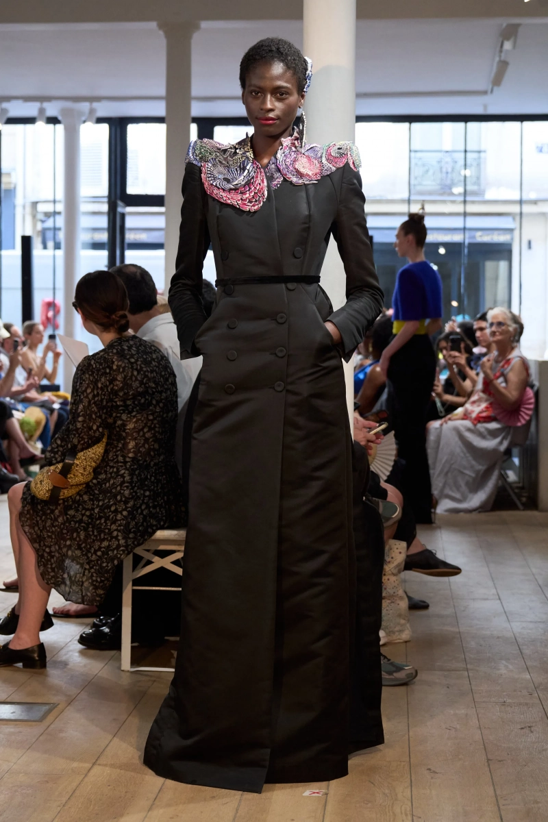 00003-ronald-van-der-kemp-fall-2026-couture-credit-gorunway.webp