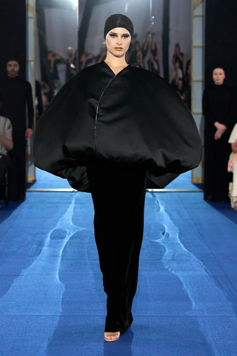 00029-alexis-mabille-fall-2026-couture-credit-gorunway.webp