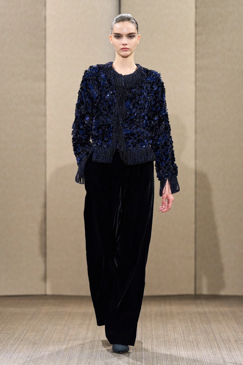 00031-armani-prive-fall-2026-couture-credit-gorunway.webp