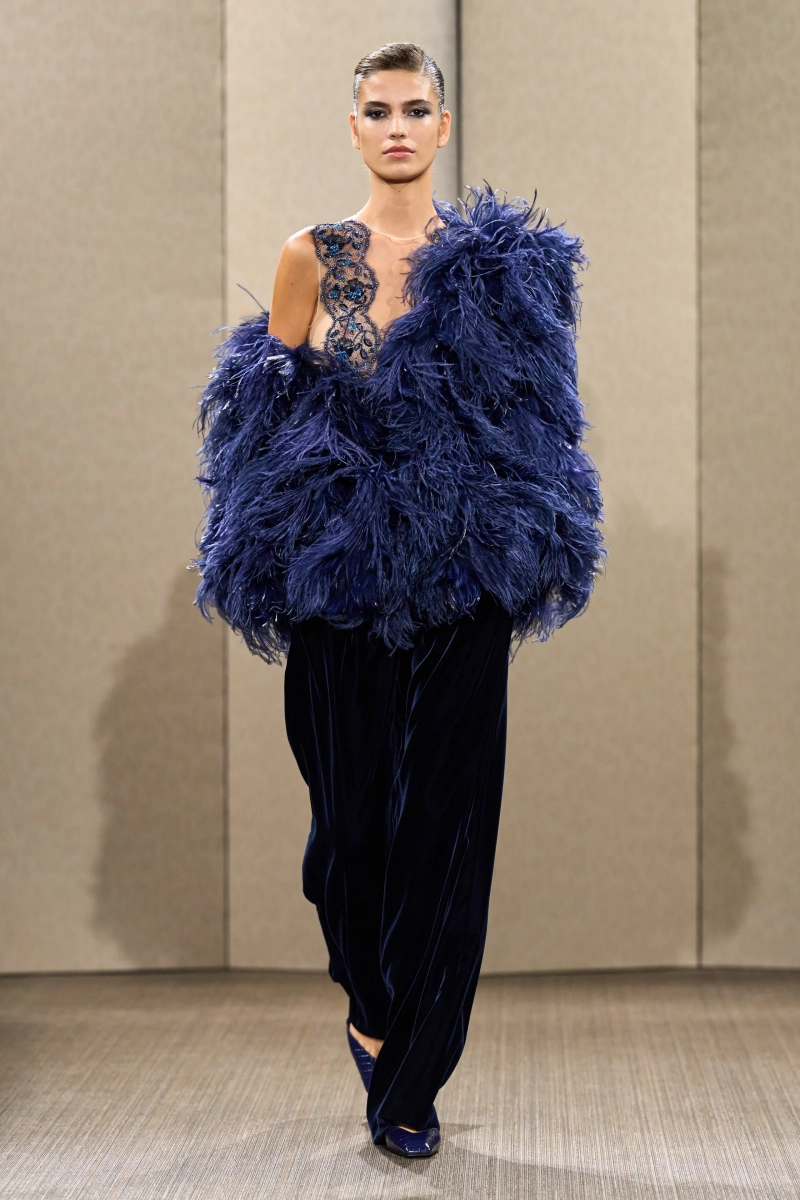 00027-armani-prive-fall-2026-couture-credit-gorunway.webp