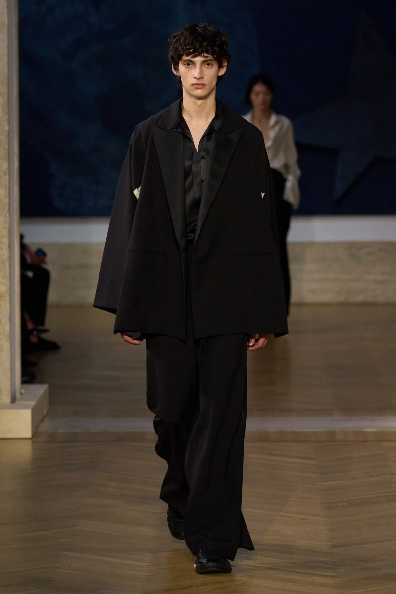 00006-fendi-fall-2026-couture-credit-gorunway.webp