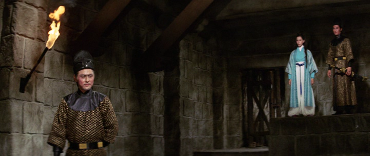 The Invincible Eight - Tian long ba jiang (1971)_HDRip_.avi_snapshot_00.41.48.049.png