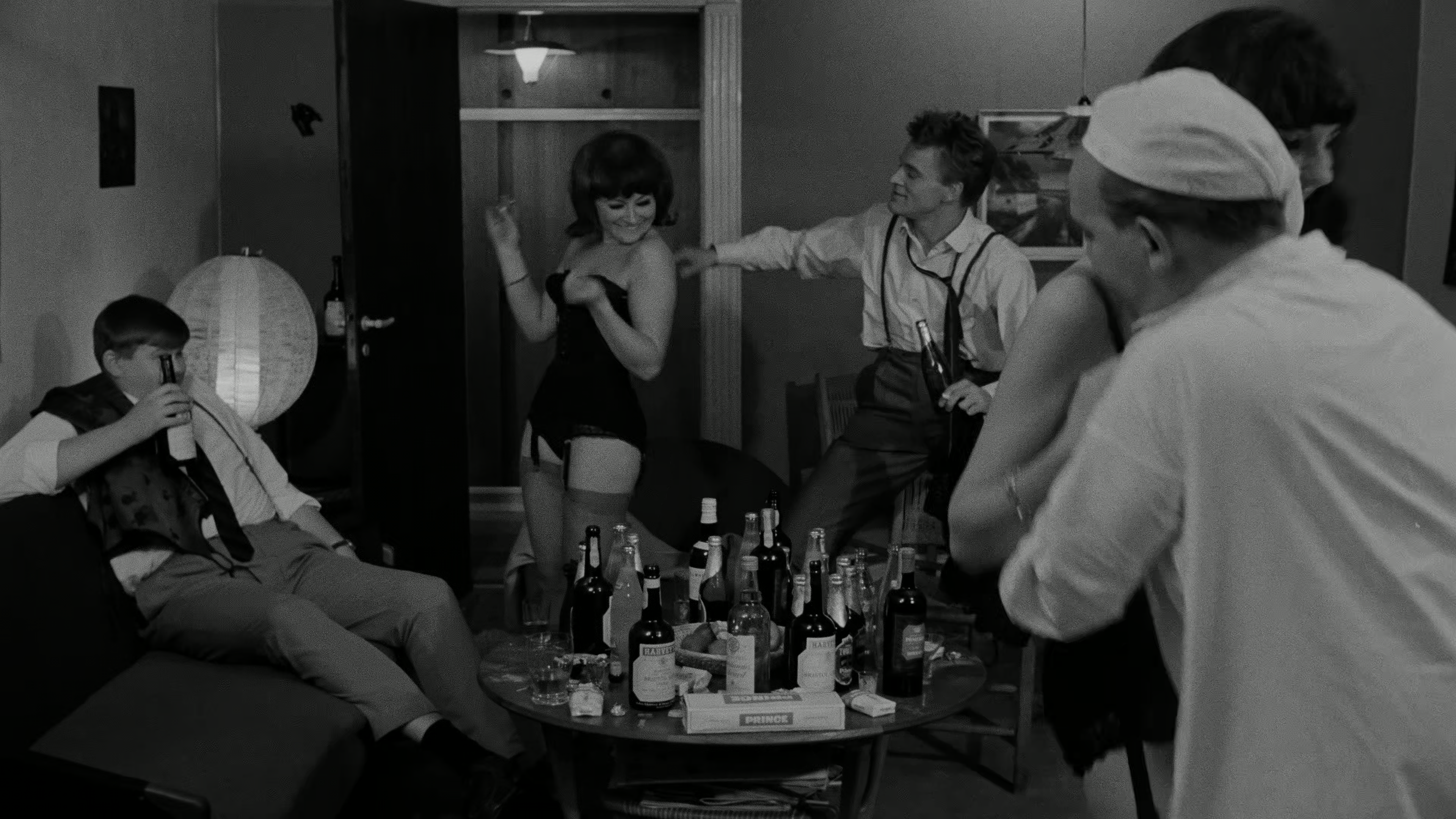 Stenbroens.helte.1965.UHD.BDRemux.2160p.SDR.mkv_snapshot_00.15.41.813.png