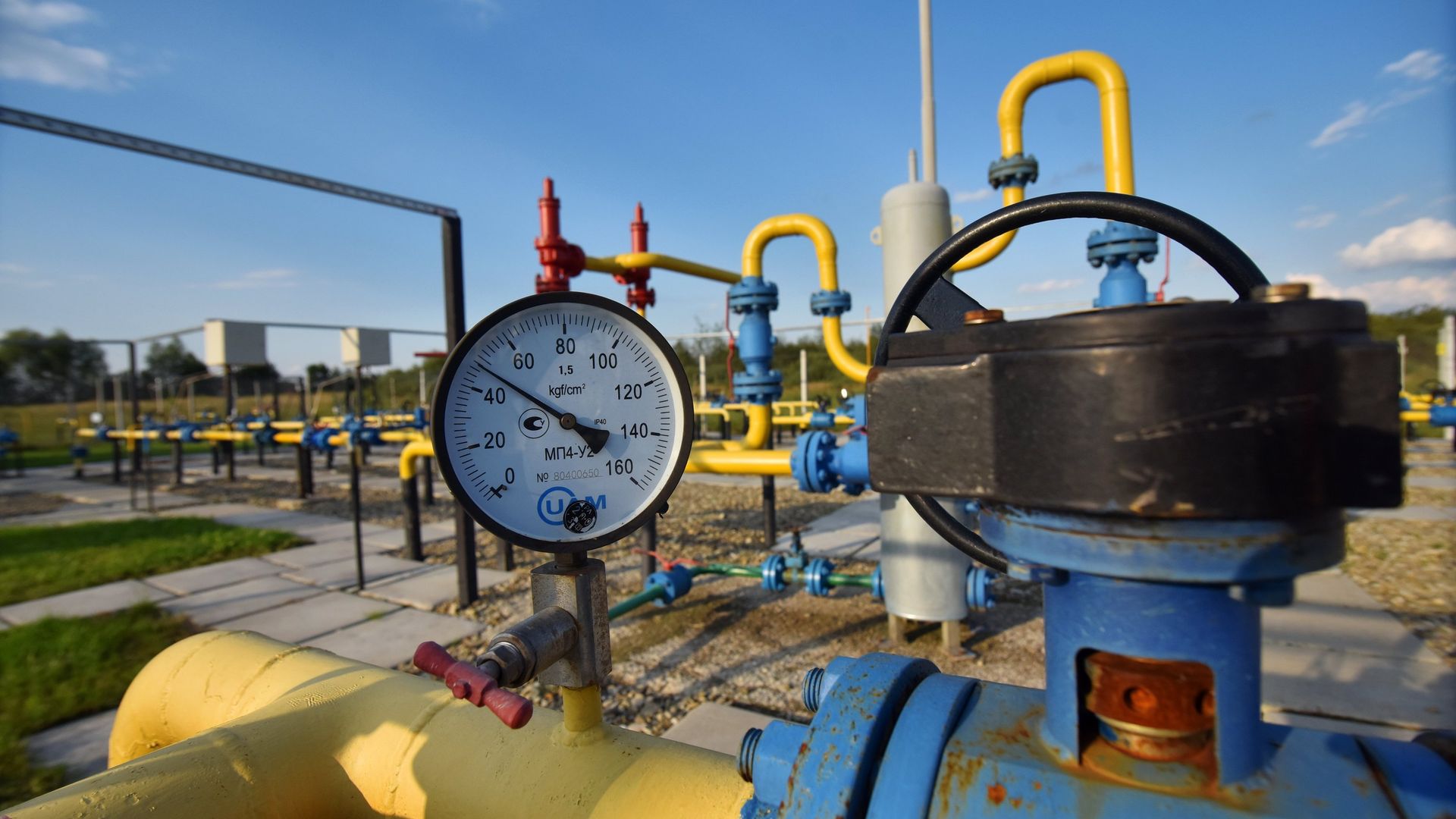 Цены на газ в Европе выросли до 655 долларов за тысячу кубометров