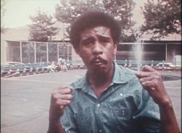 Dynamite Chicken (1981) WABRip12607.png