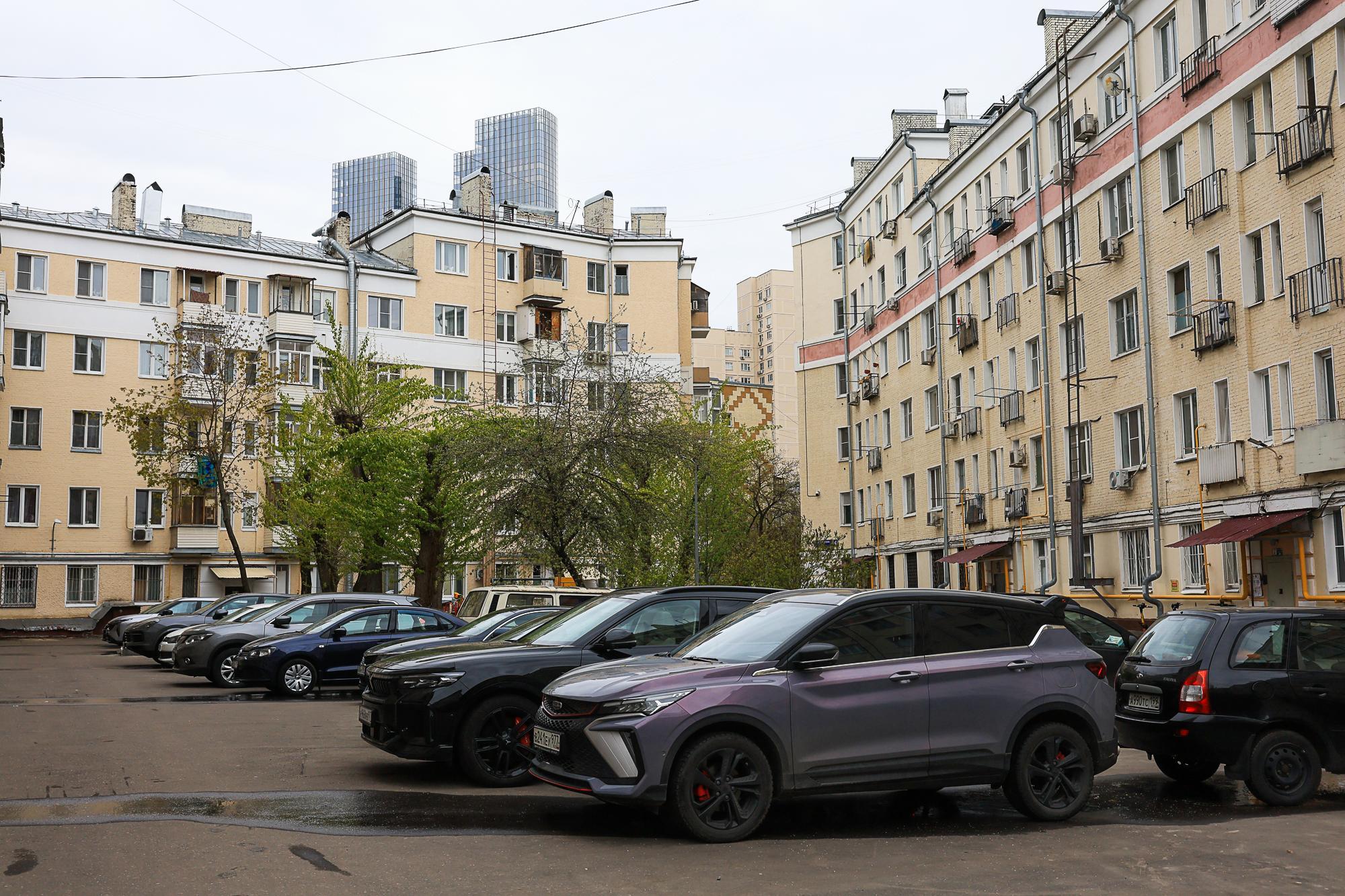 Владельцы автомобилей из ЕАЭС столкнулись с доначислениями утильсбора