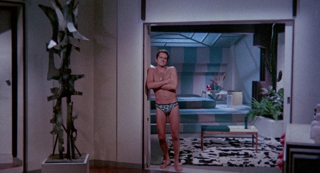 Четыре раза той ночью.1971.BDRip AVC msltel.mkv_snapshot_00.18.30.750.jpg