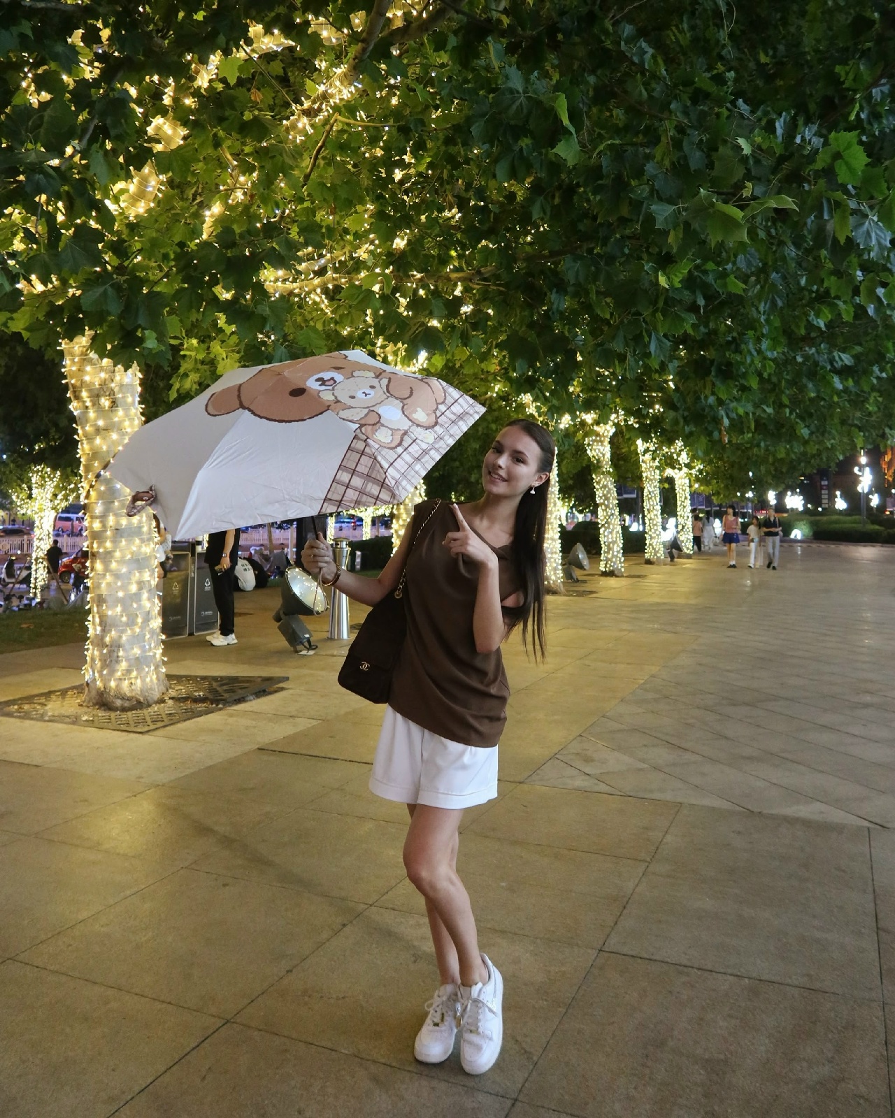 https://i2.imageban.ru/out/2026/08/19/1350f8ee3c2021a02a653d08d9c5ac6b.jpg