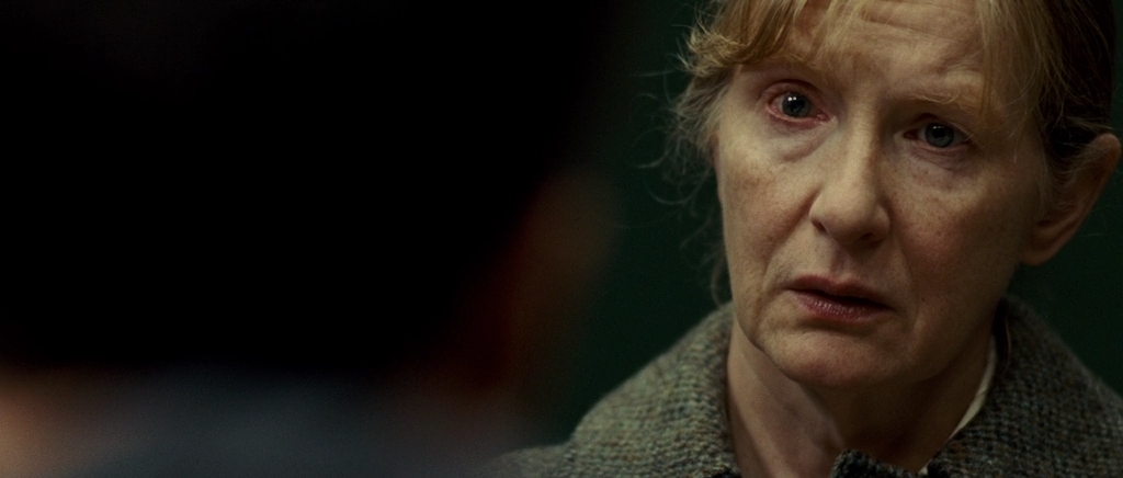 Убежище.2010.BDRip AVC msltel.mkv_snapshot_00.42.45.684.jpg