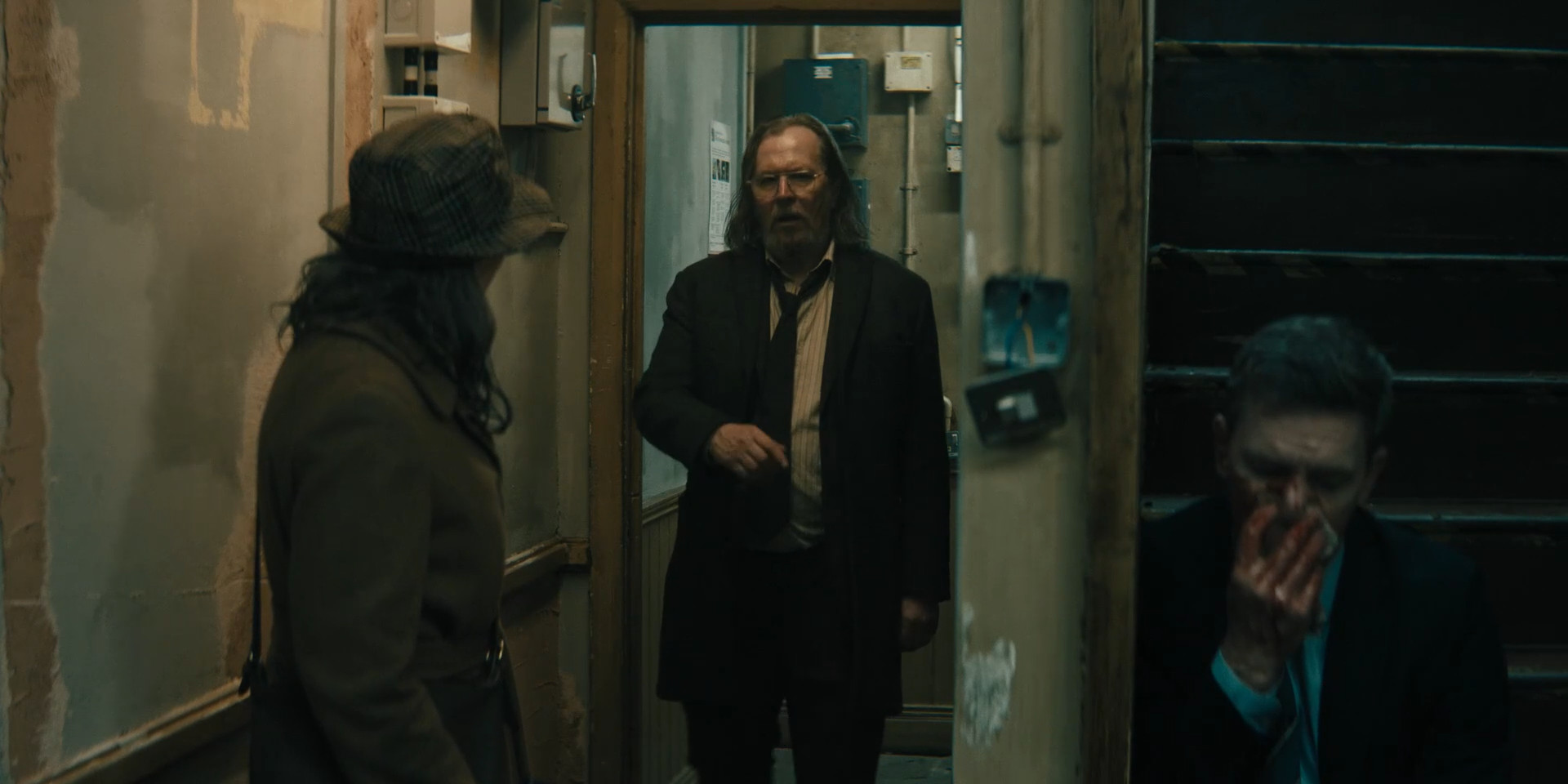 Slow.Horses.S06E01.1080p.Kerob-0007.jpg