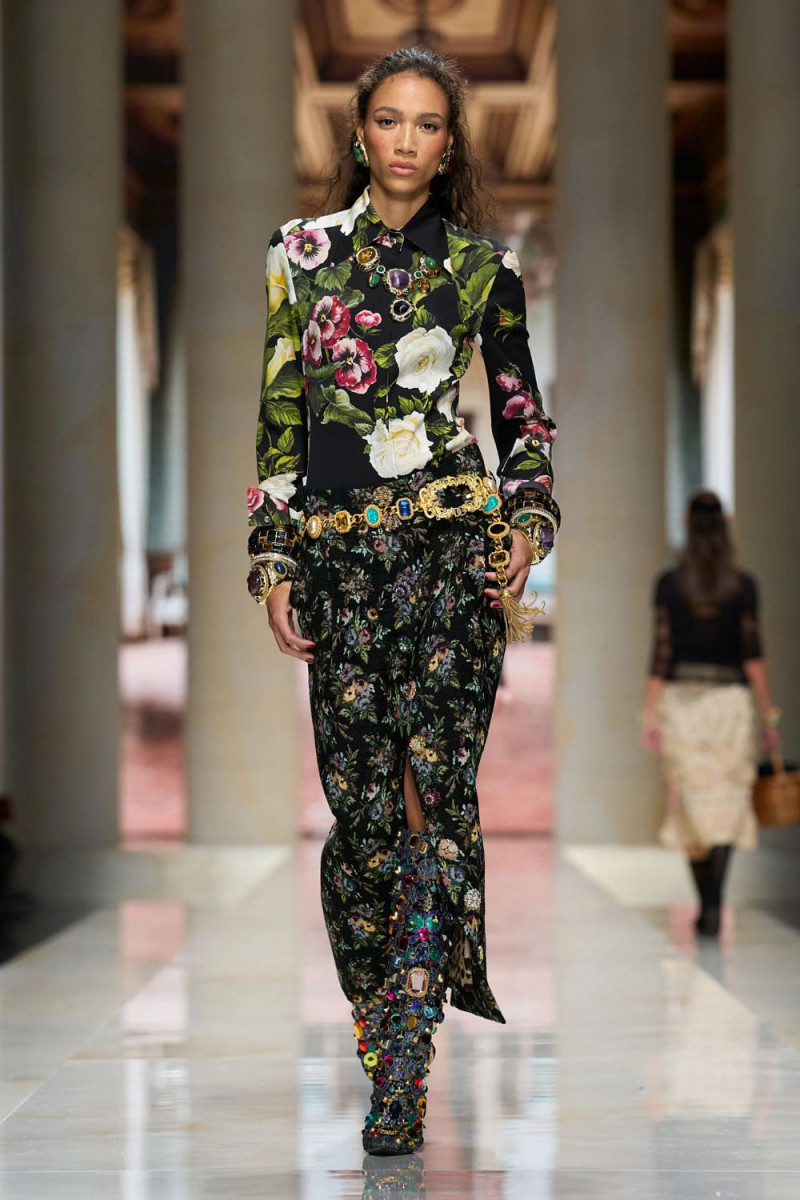 Dolce-Gabbana-Spring-Summer-2027-Runway-Magazine-55.jpg