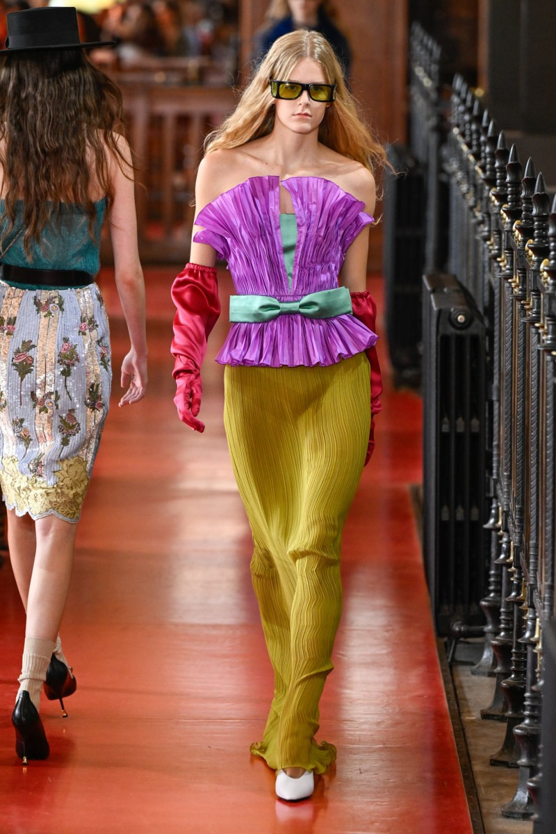 valentino-spring-27-rtw-pfw-r-gg-063.jpeg