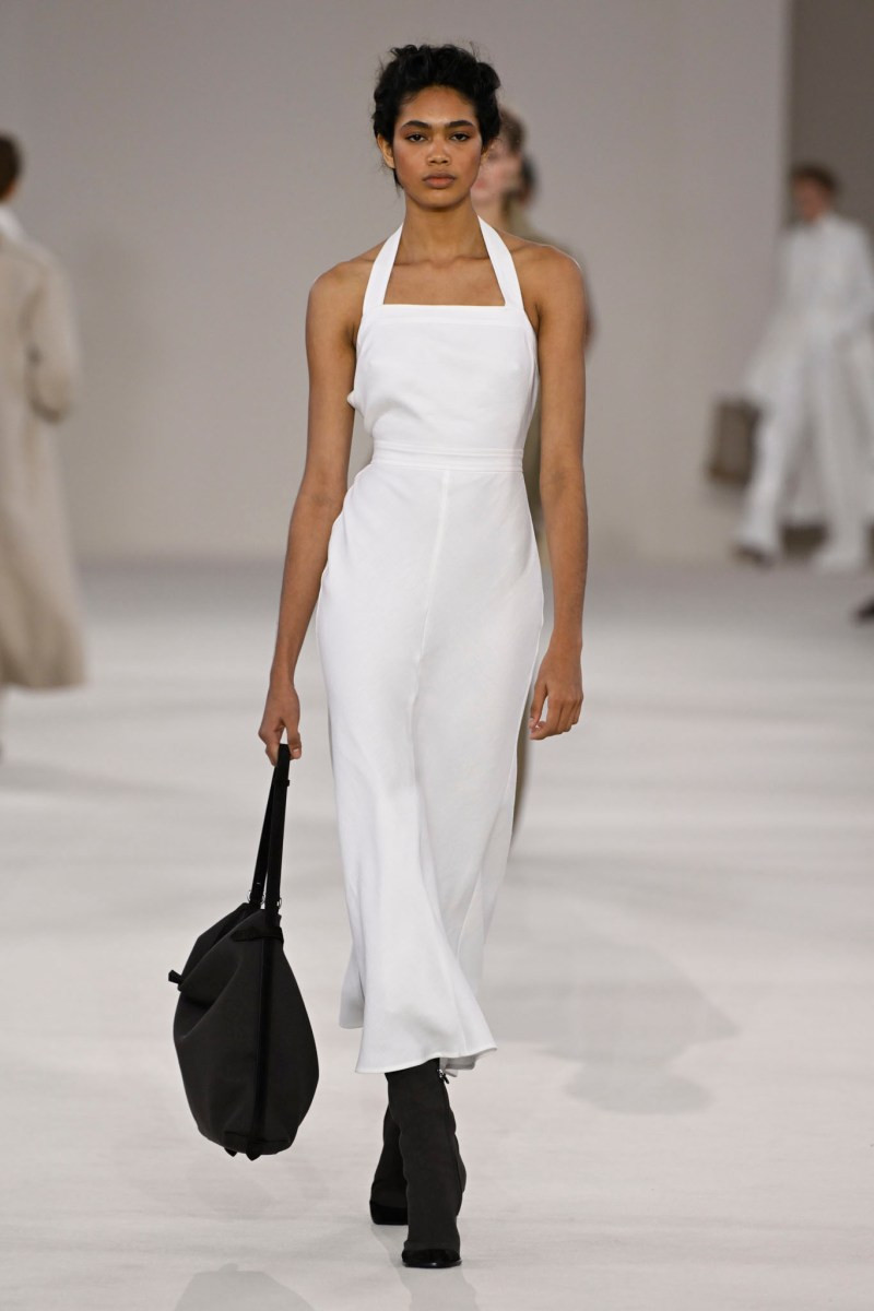 max-mara-spring-27-rtw-r-gg-025.jpg