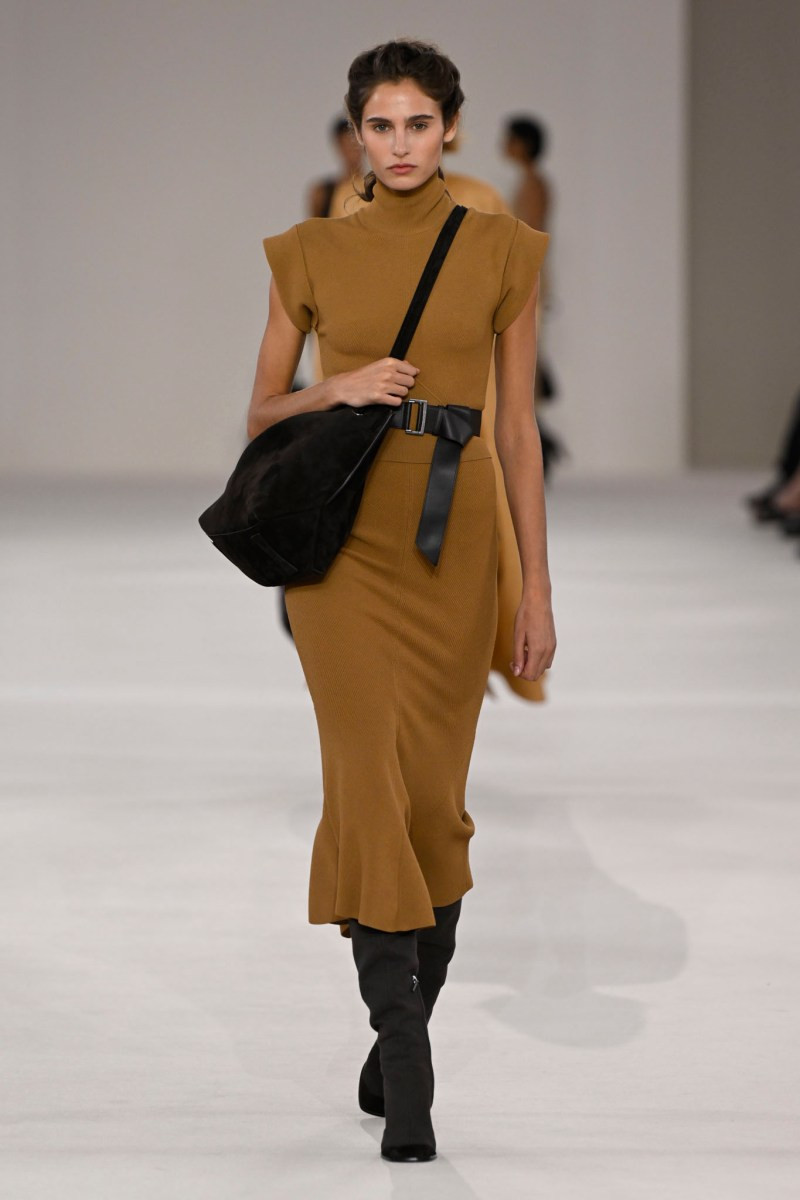 max-mara-spring-27-rtw-r-gg-038.jpg