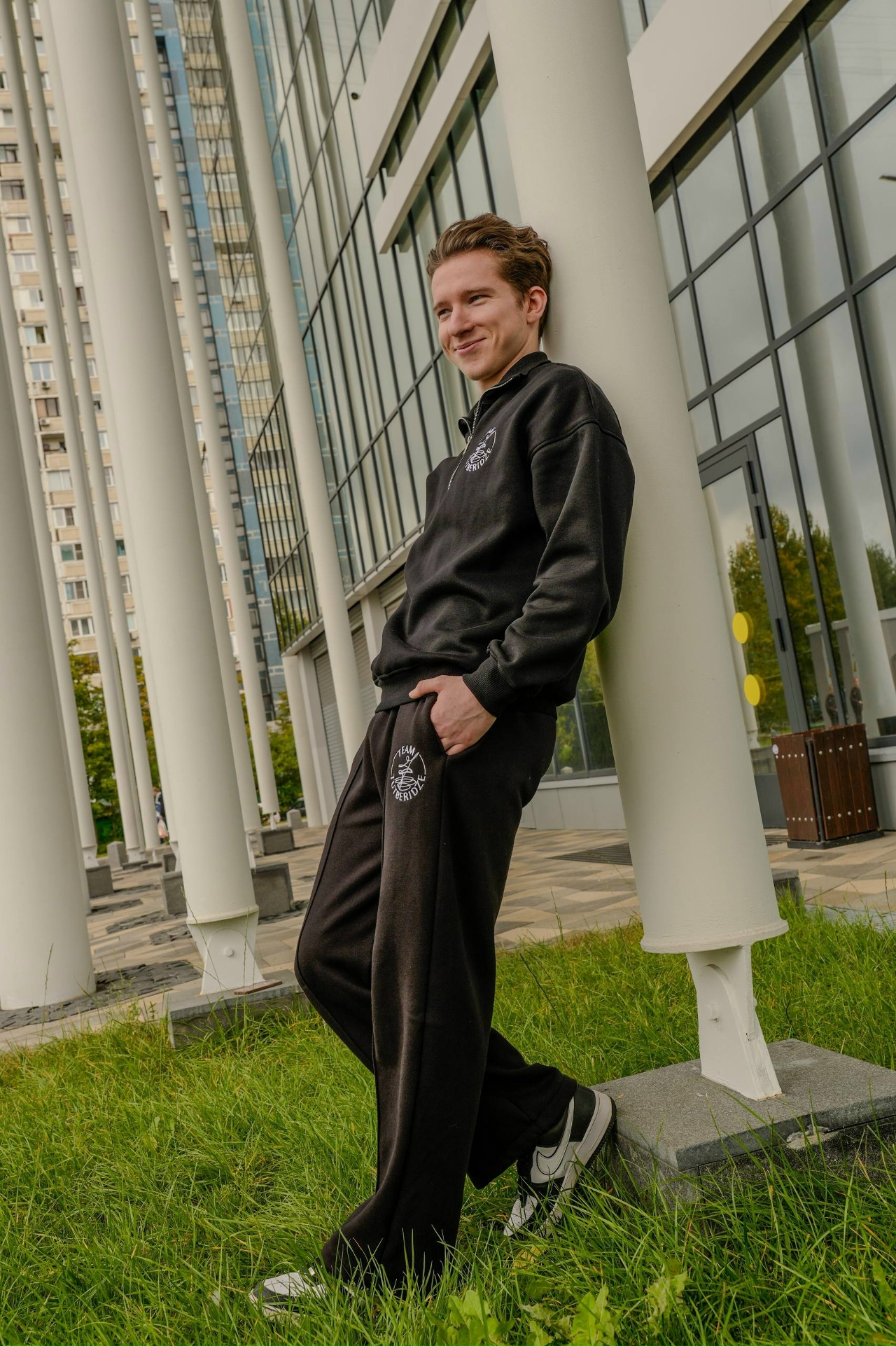https://i2.imageban.ru/out/2026/10/10/0caaec98188c285304f4c8b271f705d7.jpg