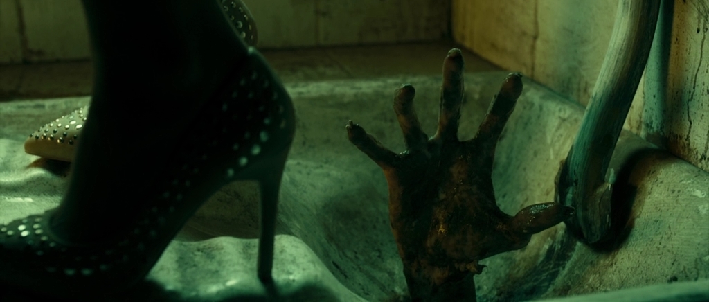 Ведьмы из Сугаррамурди.2013.BDRip AVC msltel.mkv_snapshot_00.56.59.072.jpg